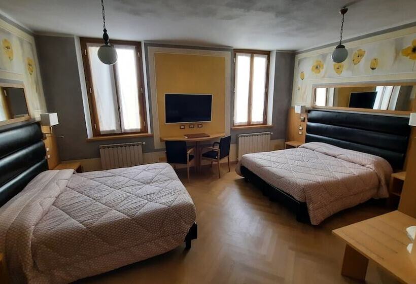 ホテル Albergo Giulia Gonzaga