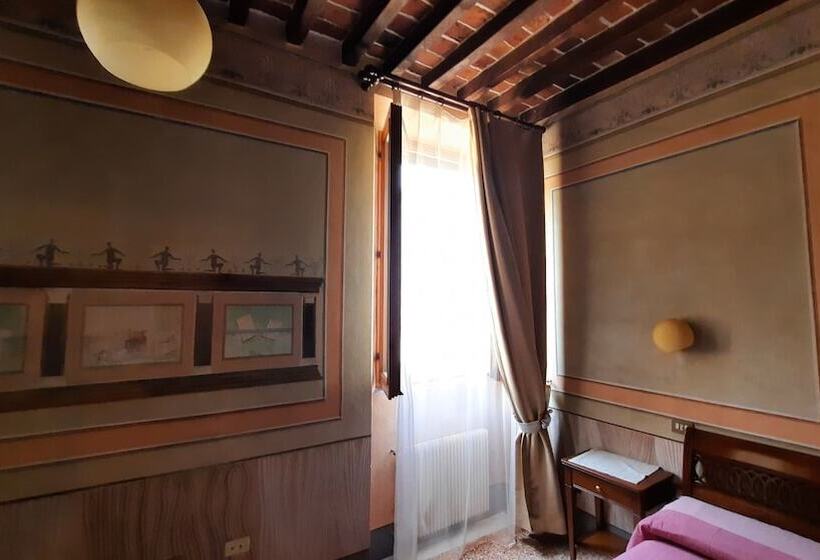 ホテル Albergo Giulia Gonzaga