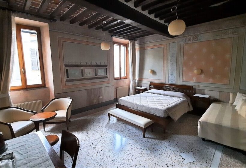 ホテル Albergo Giulia Gonzaga