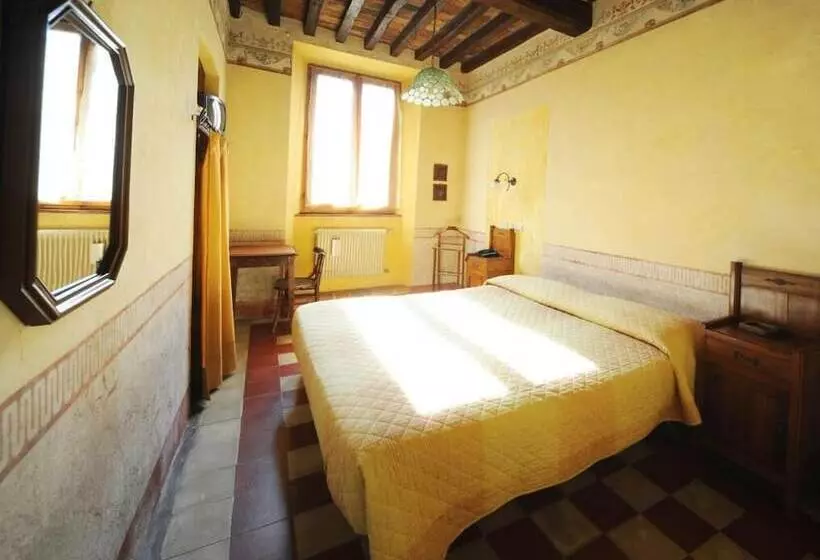 Отель Albergo Giulia Gonzaga