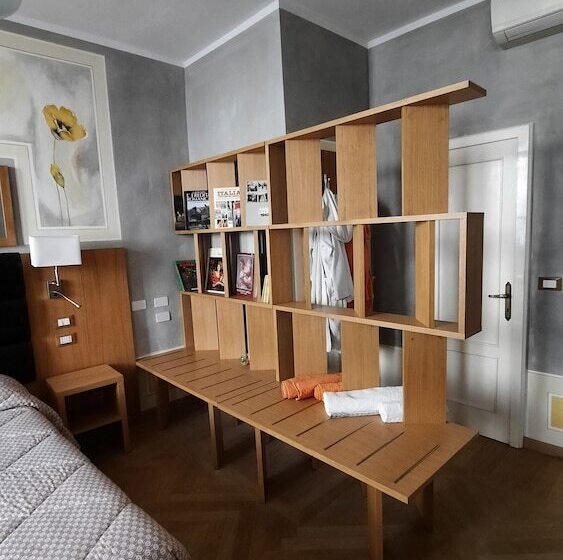 ホテル Albergo Giulia Gonzaga