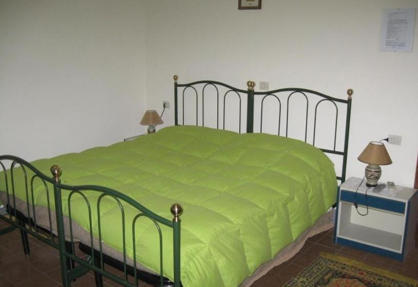 בית מלון כפרי Albergo Ristorante Guidi