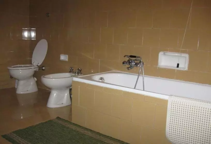 Отель Albergo Ristorante Guidi