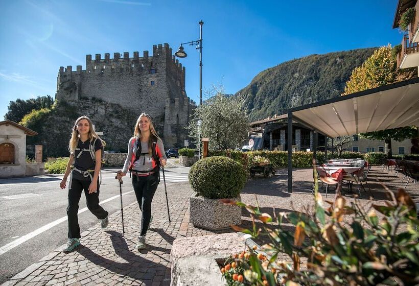 ホテル Antica Croce   Gardaslowemotion