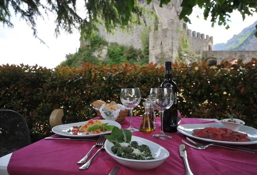 ホテル Antica Croce   Gardaslowemotion