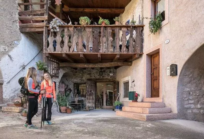 Отель Antica Croce   Gardaslowemotion