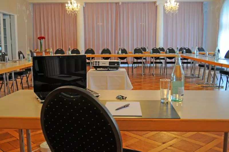 Belle Epoque Hotel Victoria & Apartments