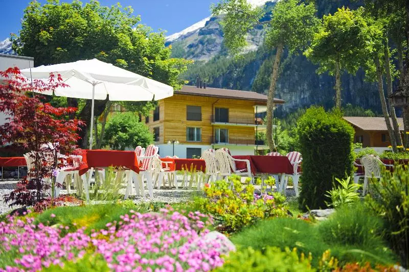 Belle Epoque Hotel Victoria & Apartments