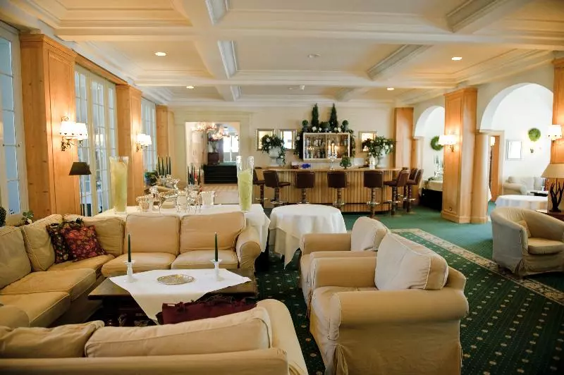 Belle Epoque Hotel Victoria & Apartments