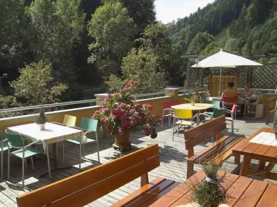 Отель Bruckwirt