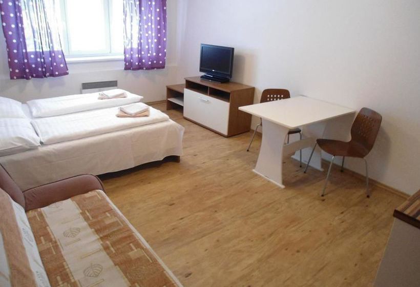 Отель Club Canada Rezidence