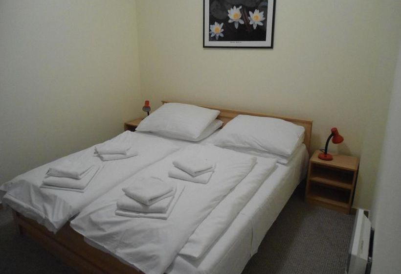 Отель Club Canada Rezidence