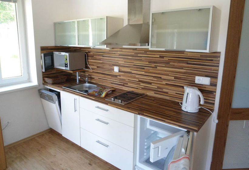 Отель Club Canada Rezidence