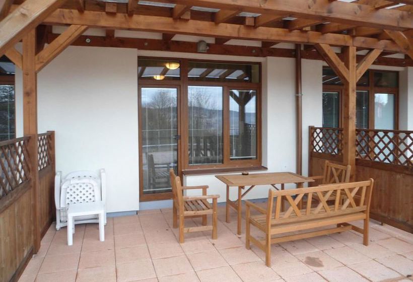 Отель Club Canada Rezidence