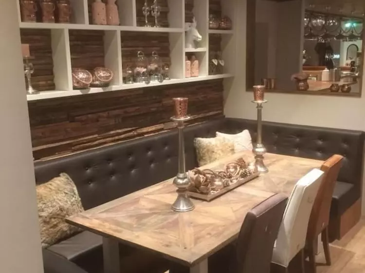 فندق De Keizerskroon Hoorn