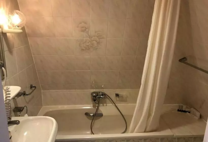 فندق De Keizerskroon Hoorn