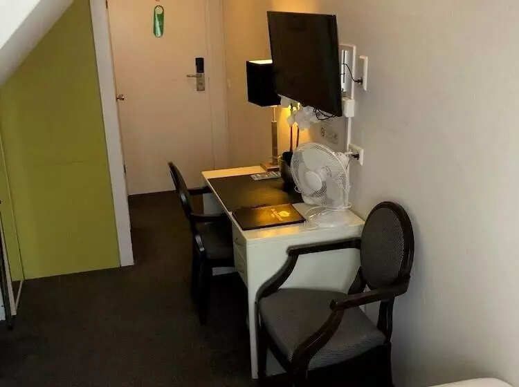 فندق De Keizerskroon Hoorn