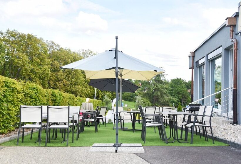 فندق Des Mosaiques