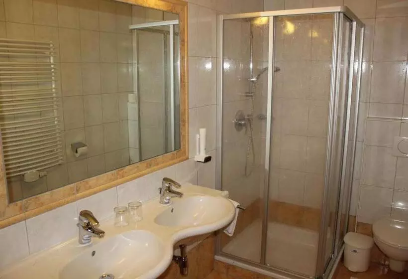 בית מלון כפרי Flatscher