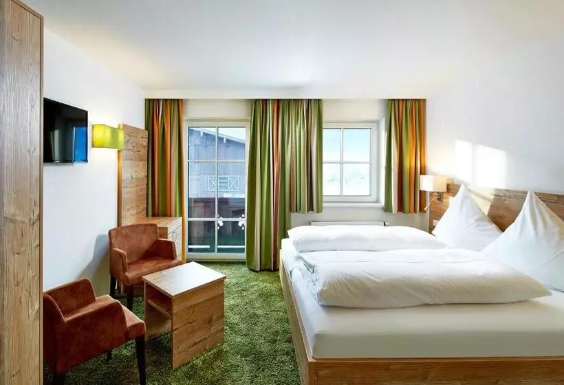 בית מלון כפרי Flatscher