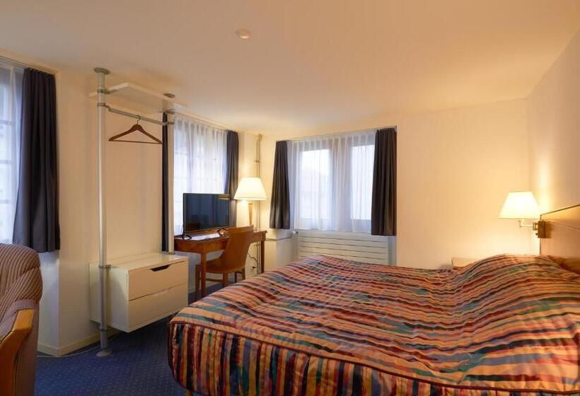 Отель Hine Adon Fribourg