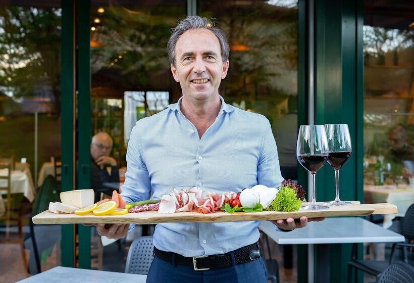 Отель Il Castagno