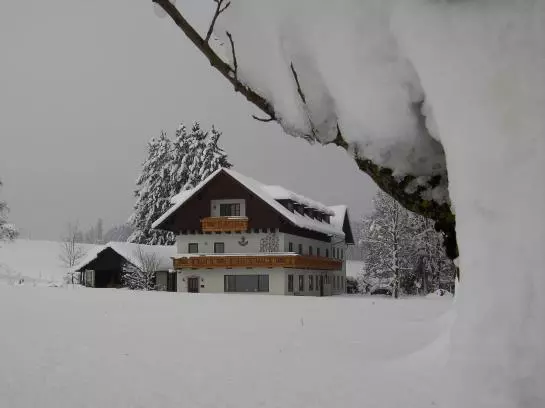 Отель Moorbad Gmoes