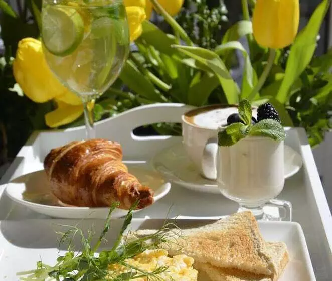 فندق Pałac Zegrzyński