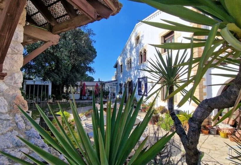 هتل Restaurant El Bosc