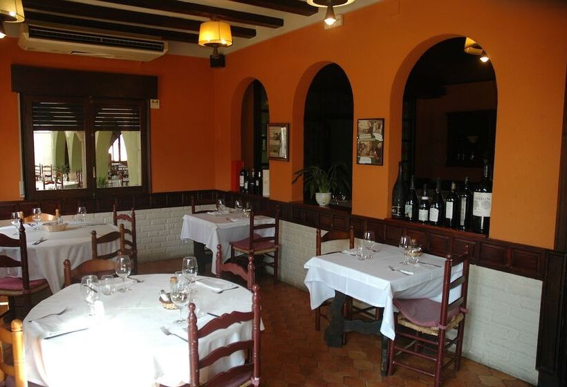 هتل Restaurant El Bosc