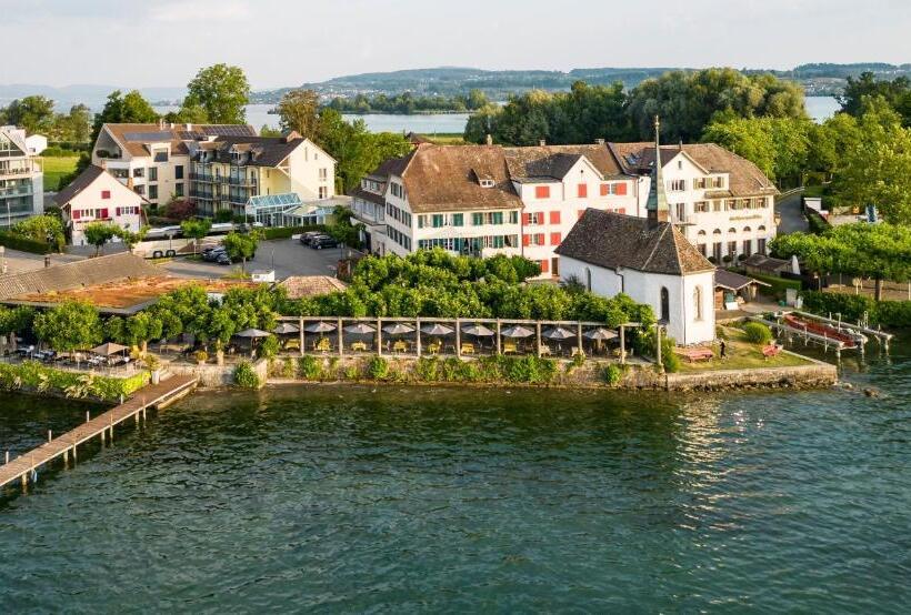 בית מלון כפרי Rössli Hurden