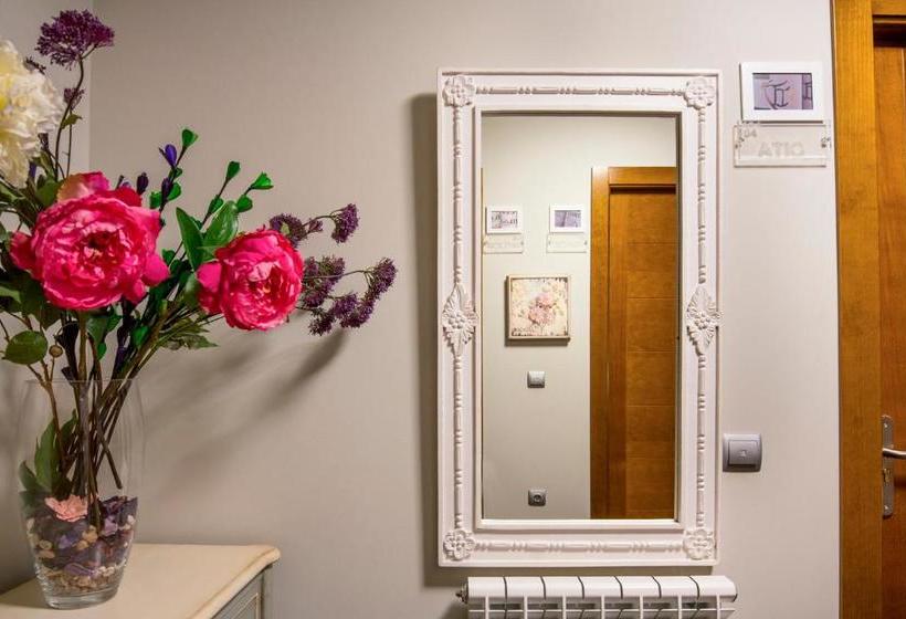 교외 호텔 Rural Emina