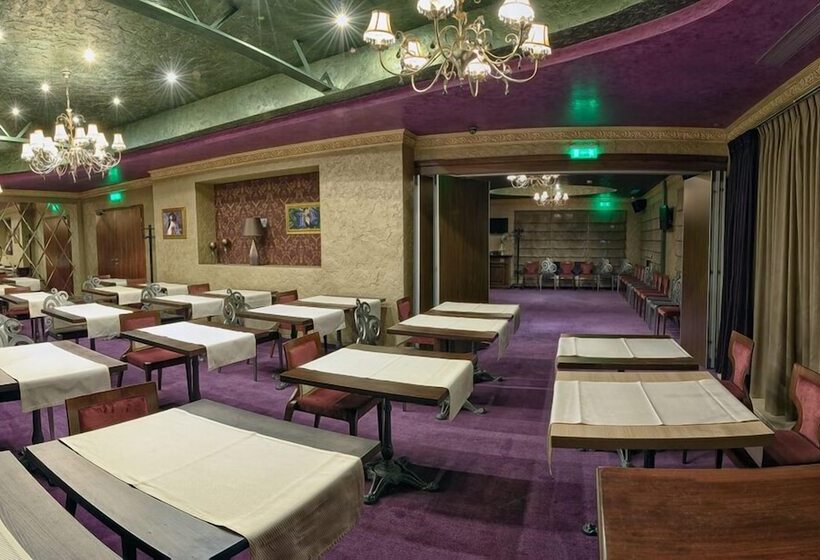 هتل Simfonia Boutique