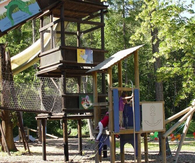 בית מלון כפרי Sportcenter Funf Dorfer Ag