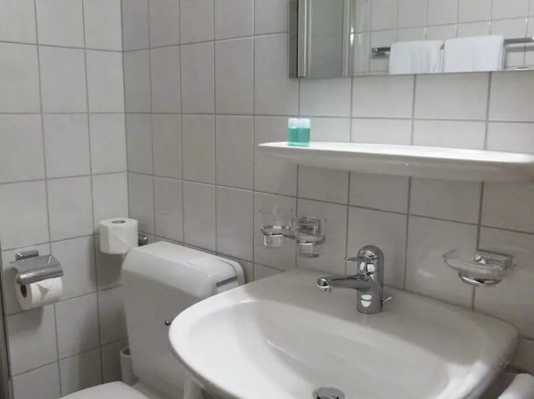 酒店 Sportcenter Funf Dorfer Ag