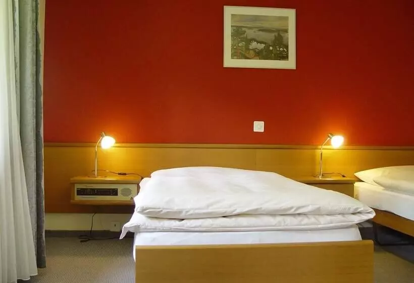 酒店 Sportcenter Funf Dorfer Ag