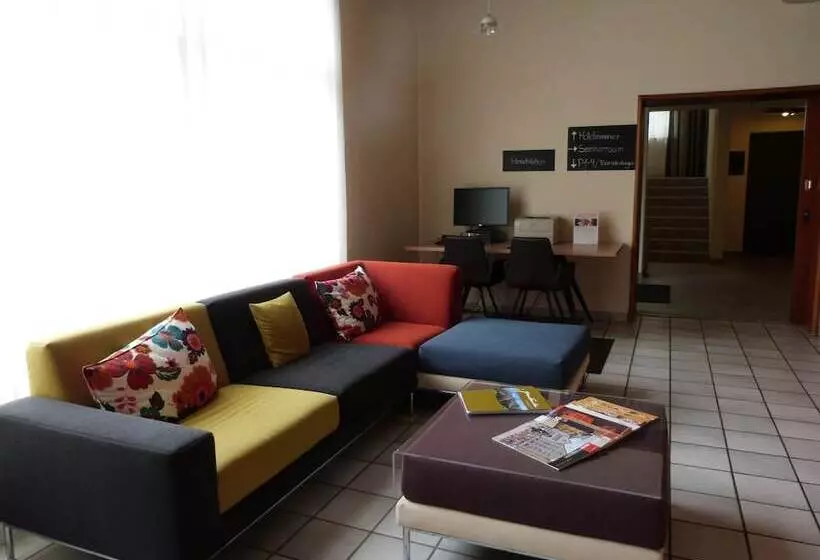 酒店 Sportcenter Funf Dorfer Ag