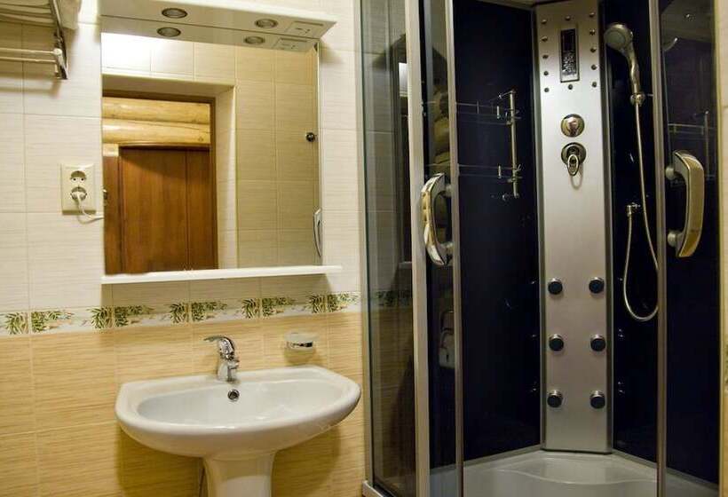 فندق Svetliy Terem