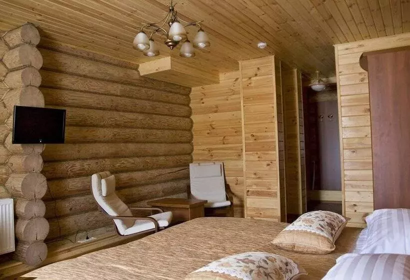 هتل Svetliy Terem