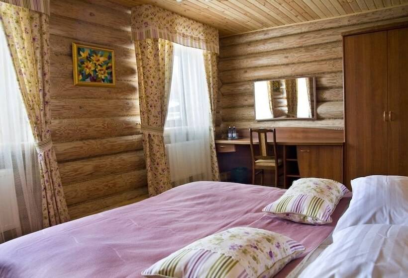 فندق Svetliy Terem