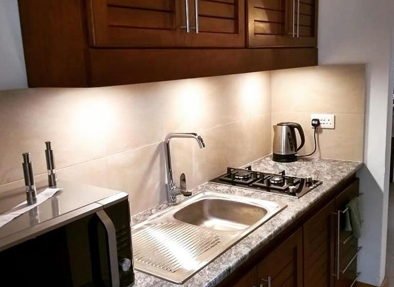 هتل Tropical Garden