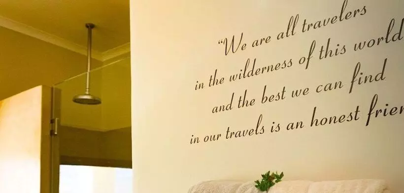 بنسيون Kapensis Guesthouse  Ltd