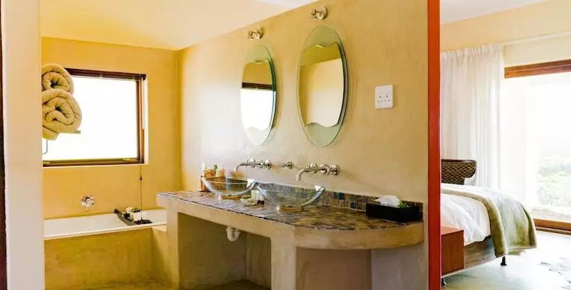 بنسيون Kapensis Guesthouse  Ltd