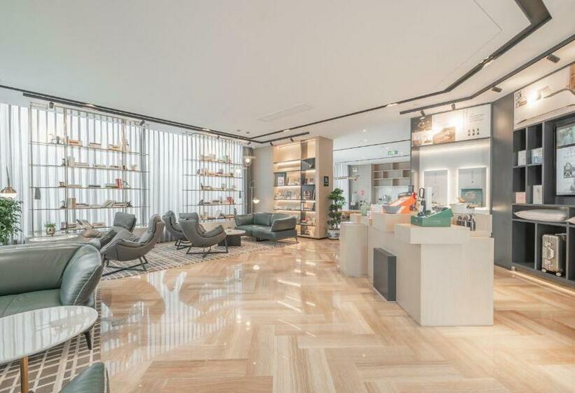 Atour Hotel Taizhou Maoye World