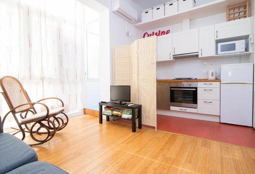 Barcelona Cozy Apartment