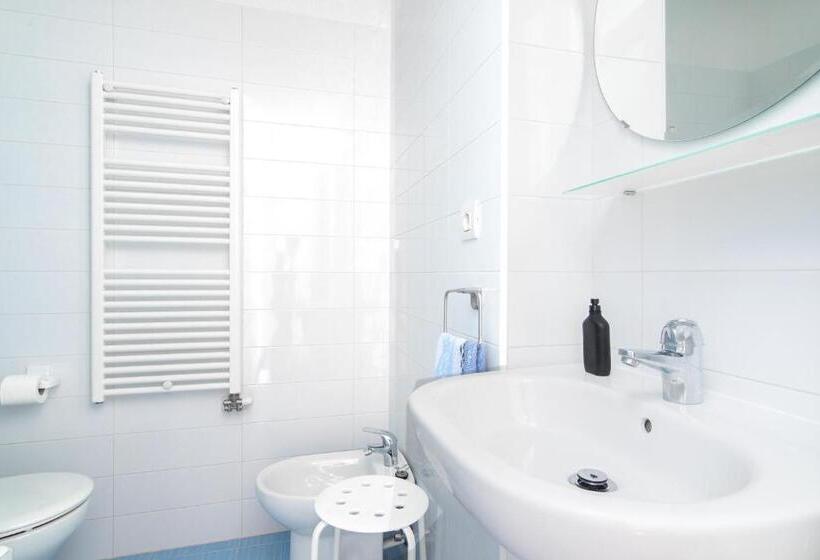 Barcelona Cozy Apartment