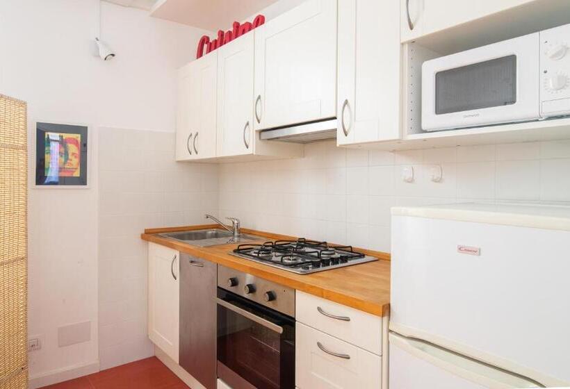 Barcelona Cozy Apartment