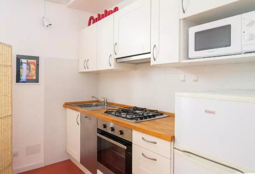 Barcelona Cozy Apartment