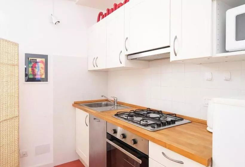 Barcelona Cozy Apartment