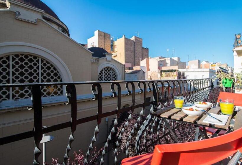 Barcelona Cozy Apartment